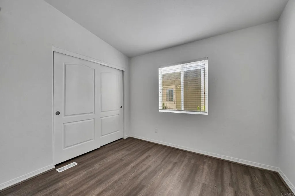https://cdn.realtyfeed.com/cdn/127/306712519/4df38755a02b7e0196c3e5774f88d9f9.webp