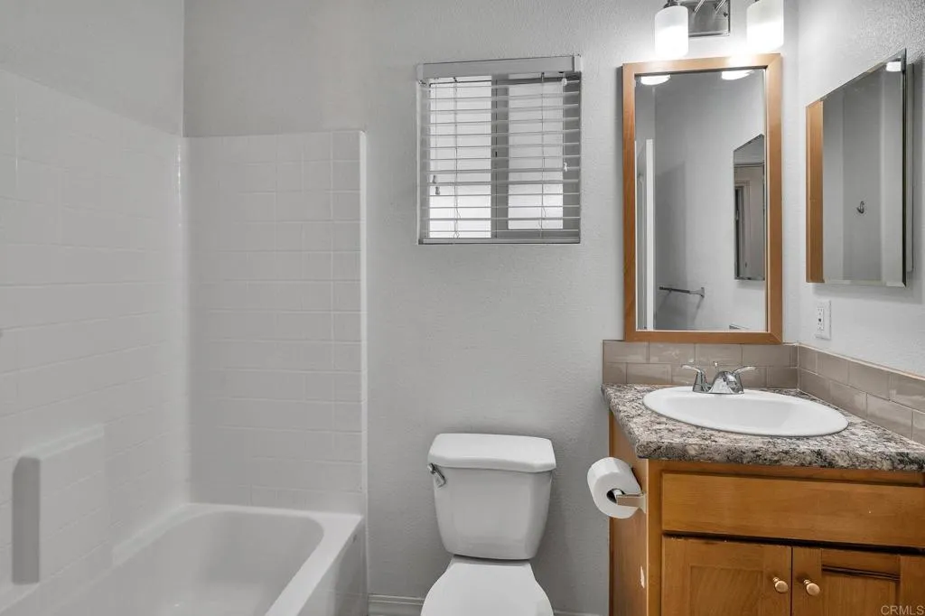 https://cdn.realtyfeed.com/cdn/127/306712519/67a725c4cca1522c008ab39e87ac96c1.webp