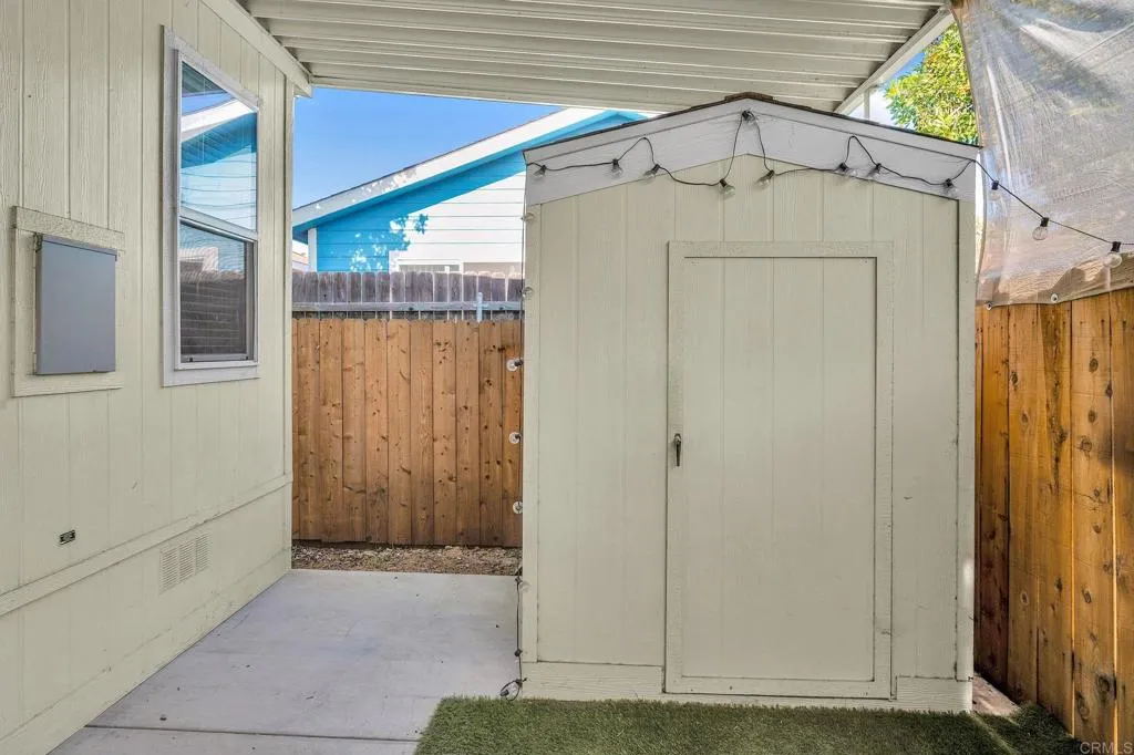 https://cdn.realtyfeed.com/cdn/127/306712519/6cbfb8a0ae89a5951533f569202a31e1.webp