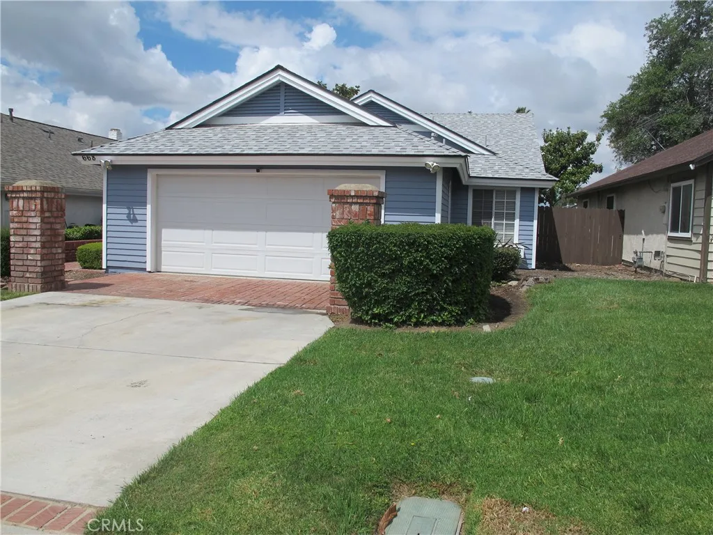 Rialto, CA 92376