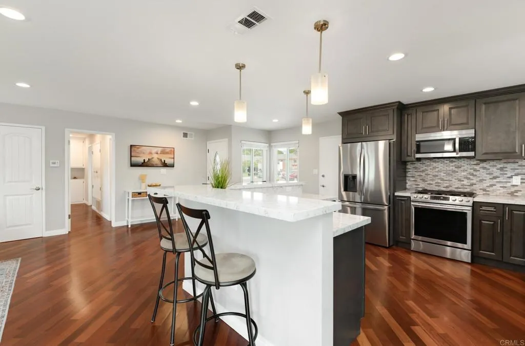 https://cdn.realtyfeed.com/cdn/127/306712534/4279b9430fee0e89e50e0227c0e4aa38.webp