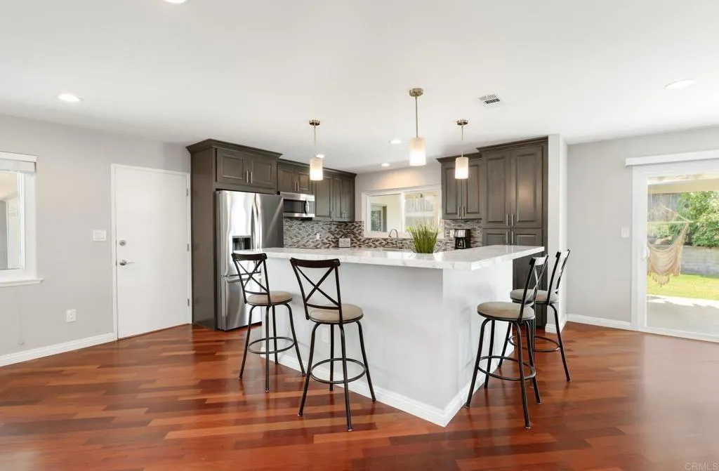 https://cdn.realtyfeed.com/cdn/127/306712534/5125b7a0265d6fe2c50df1b4296bfaf2.webp