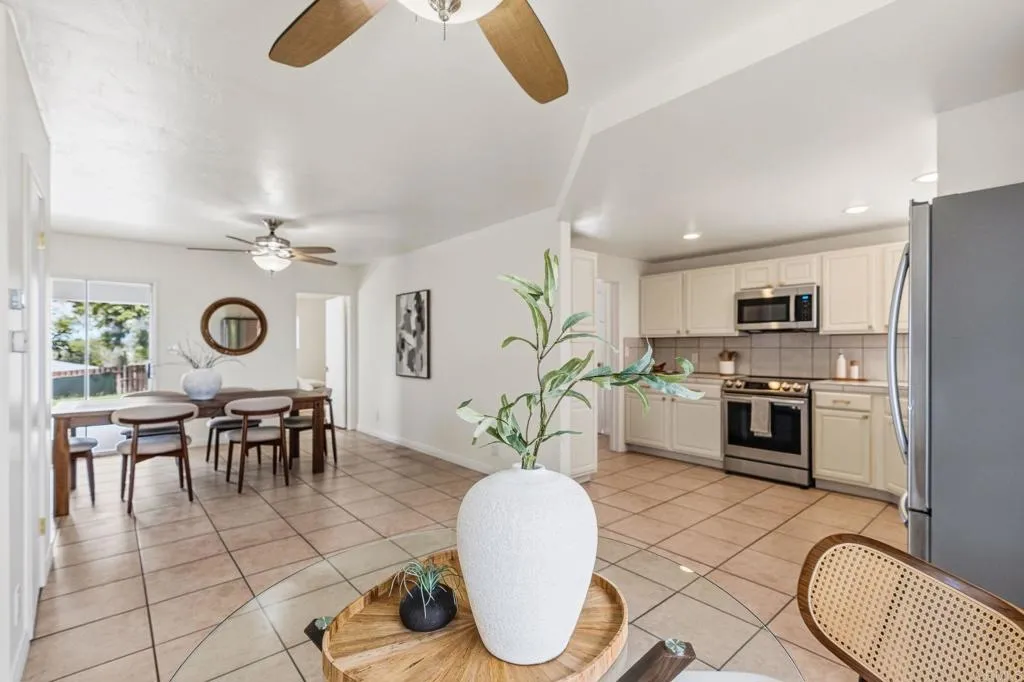 https://cdn.realtyfeed.com/cdn/127/306712571/0e0a64b97bf1af26e42b13aba45b7200.webp