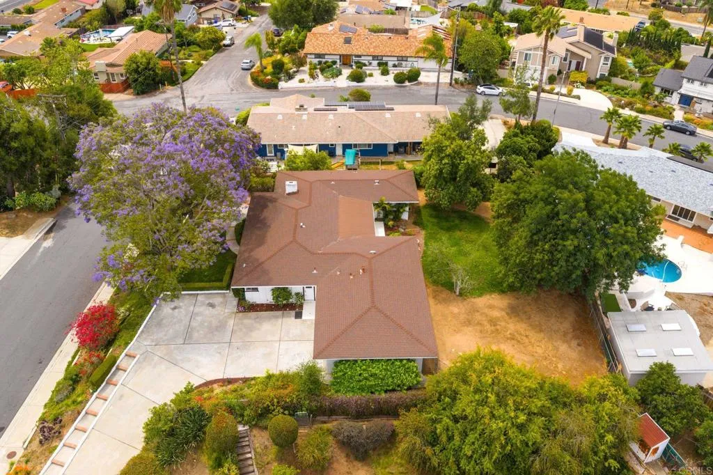 https://cdn.realtyfeed.com/cdn/127/306712571/2fec6d7cb9d6995a7dce3e97ab3d9e0c.webp