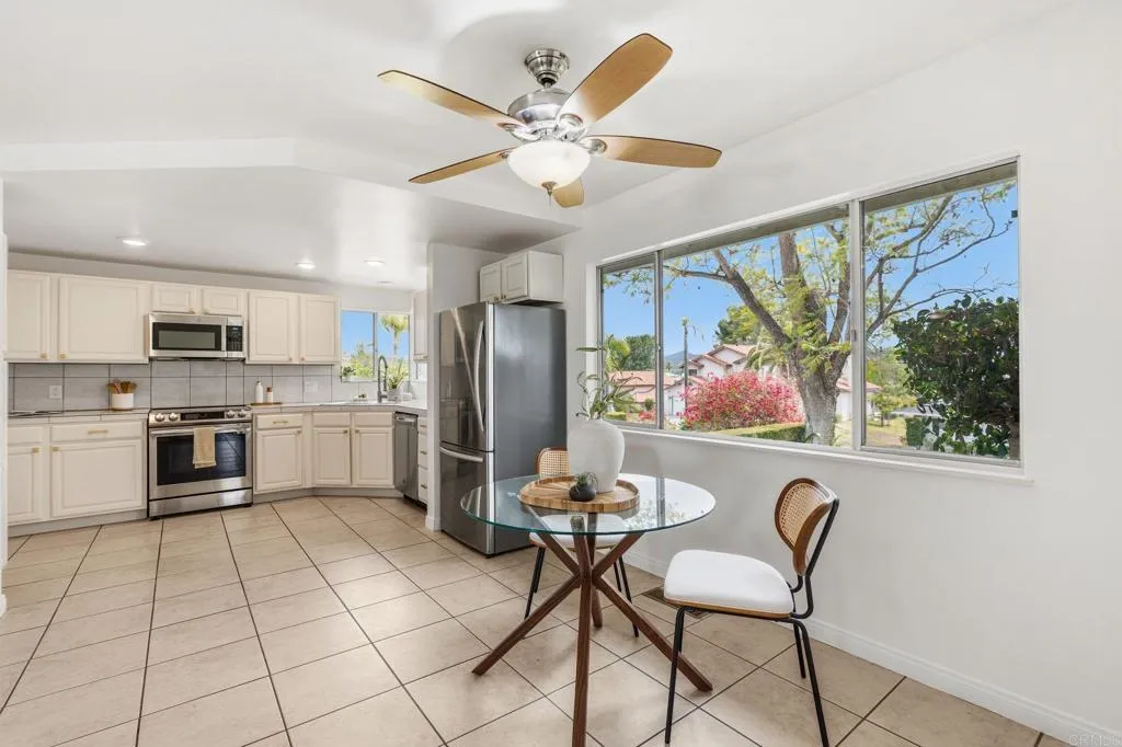 https://cdn.realtyfeed.com/cdn/127/306712571/357d34ac7c154009775cb721d08013f2.webp