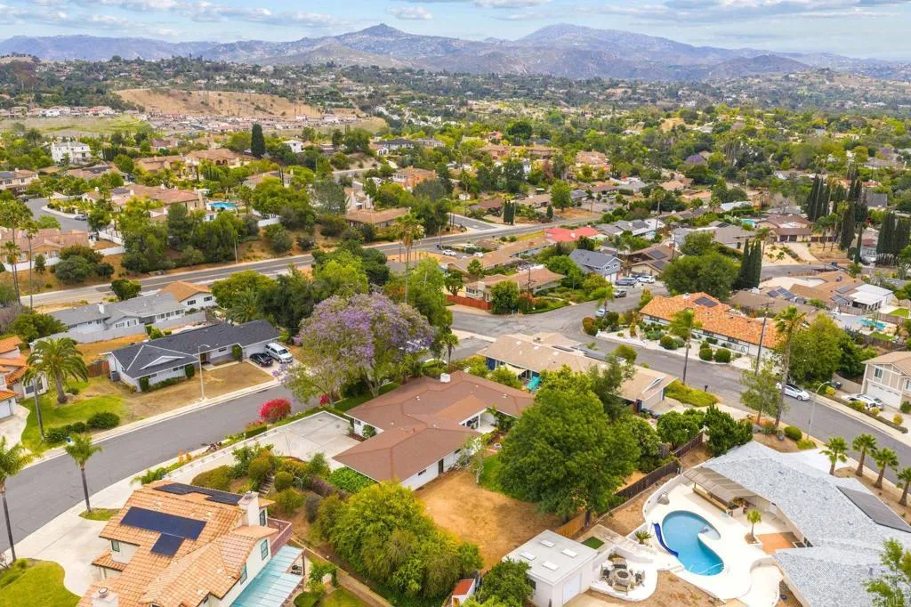 https://cdn.realtyfeed.com/cdn/127/306712571/3901e399a58ad250ead51ea4e4bd007b.webp