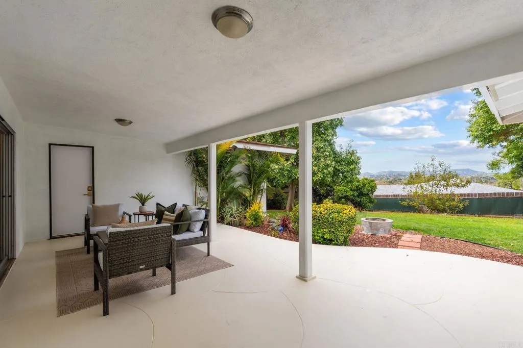 https://cdn.realtyfeed.com/cdn/127/306712571/431f31c7563fdb72371290b571c8609a.webp