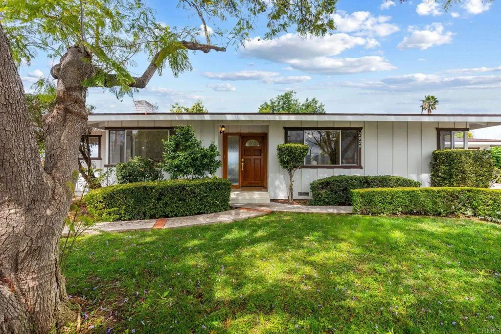 https://cdn.realtyfeed.com/cdn/127/306712571/6bcace785f39b23eca5b66e9a923d2e9.webp