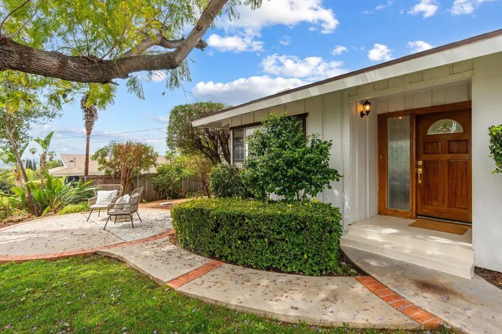 https://cdn.realtyfeed.com/cdn/127/306712571/6e3f28d6ded4ec50c8fd0bdaad5a75db.webp