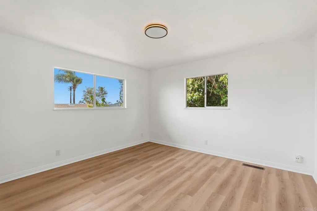 https://cdn.realtyfeed.com/cdn/127/306712571/ceaede6b6b5d641b937d697ca0452eb5.webp