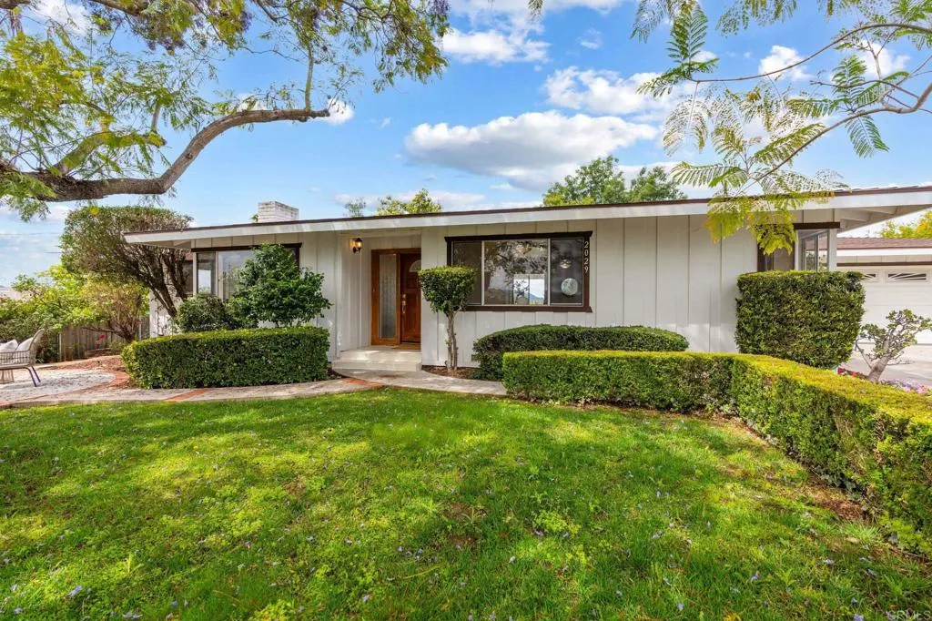 https://cdn.realtyfeed.com/cdn/127/306712571/fd17d6da536bd3327378e23c9409c483.webp