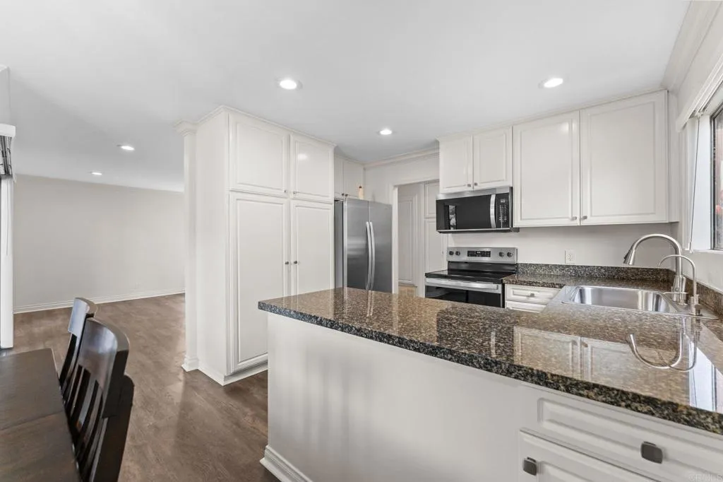https://cdn.realtyfeed.com/cdn/127/306712600/9097e2688345152b27a940a5471a8b99.webp