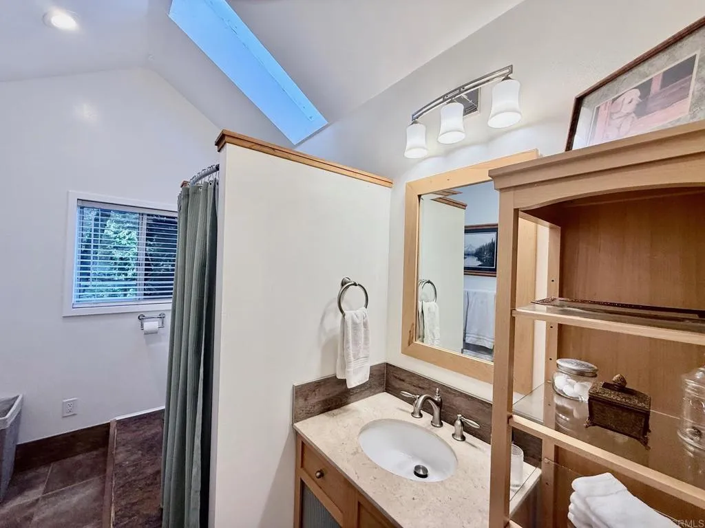 https://cdn.realtyfeed.com/cdn/127/306712632/9e55a6b7cd7d0f415b164792a83b90e4.webp