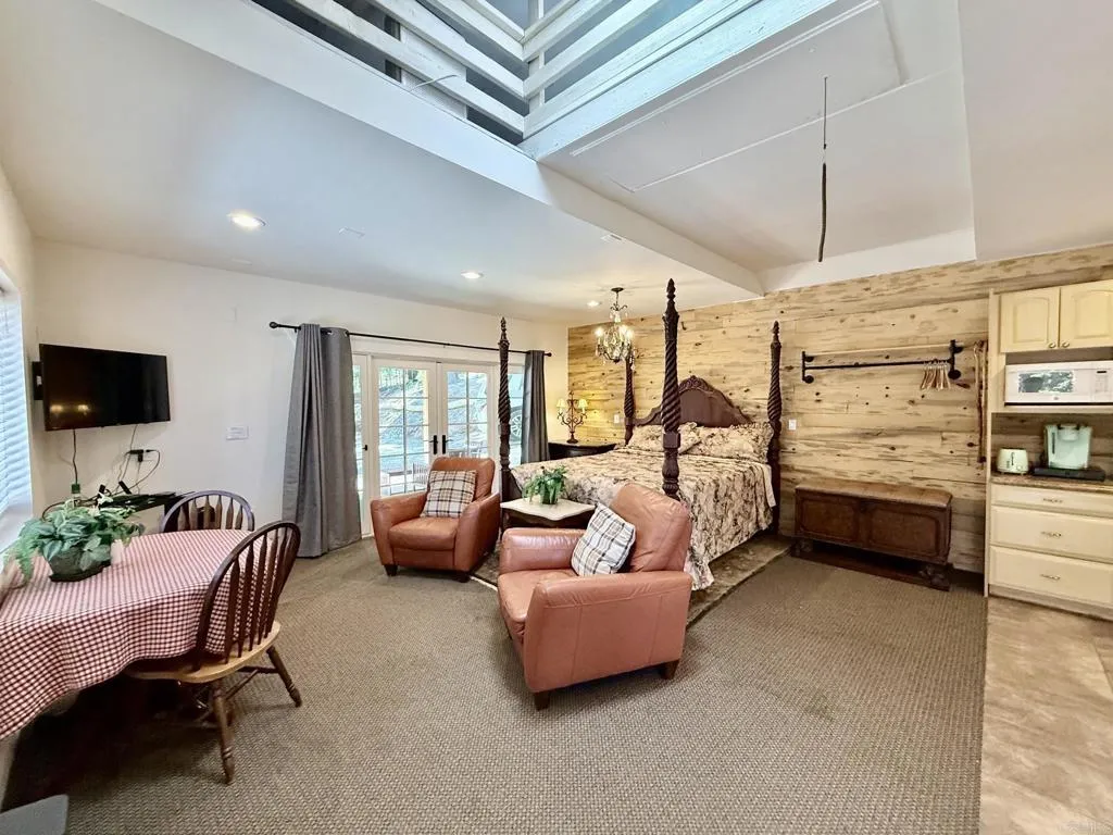 https://cdn.realtyfeed.com/cdn/127/306712632/ec876e8b581276ded03dbd8a368b8181.webp