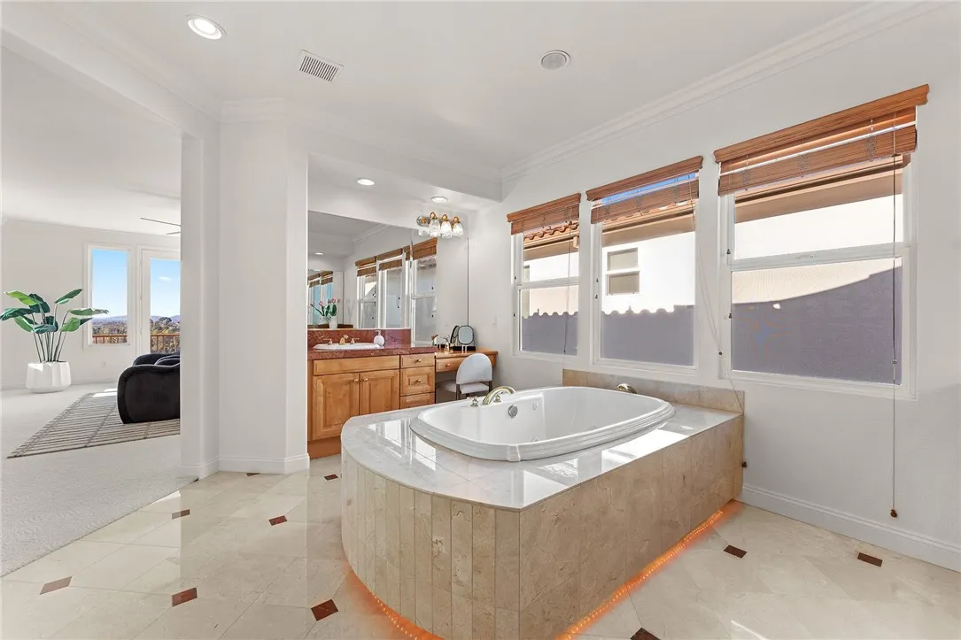 https://cdn.realtyfeed.com/cdn/127/306712639/09291d42c23bbd41ca080d09e7bbc02e.webp