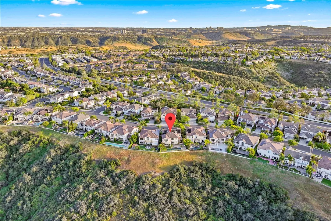 https://cdn.realtyfeed.com/cdn/127/306712639/1dfe692707d439fa6b886bb3f2712059.webp