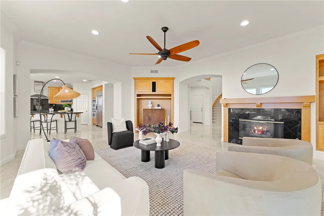 https://cdn.realtyfeed.com/cdn/127/306712639/439367d1fb505a516c3641099bd19d8c.webp