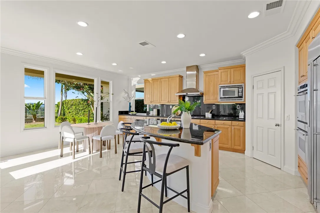 https://cdn.realtyfeed.com/cdn/127/306712639/6ed4f3b5e163456aa373aaa81fdd4b2c.webp