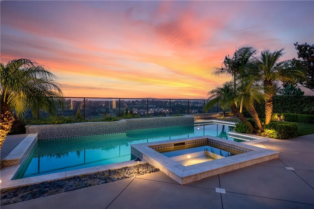 https://cdn.realtyfeed.com/cdn/127/306712639/e5773e857ccf410a9ac1310a90892c05.webp