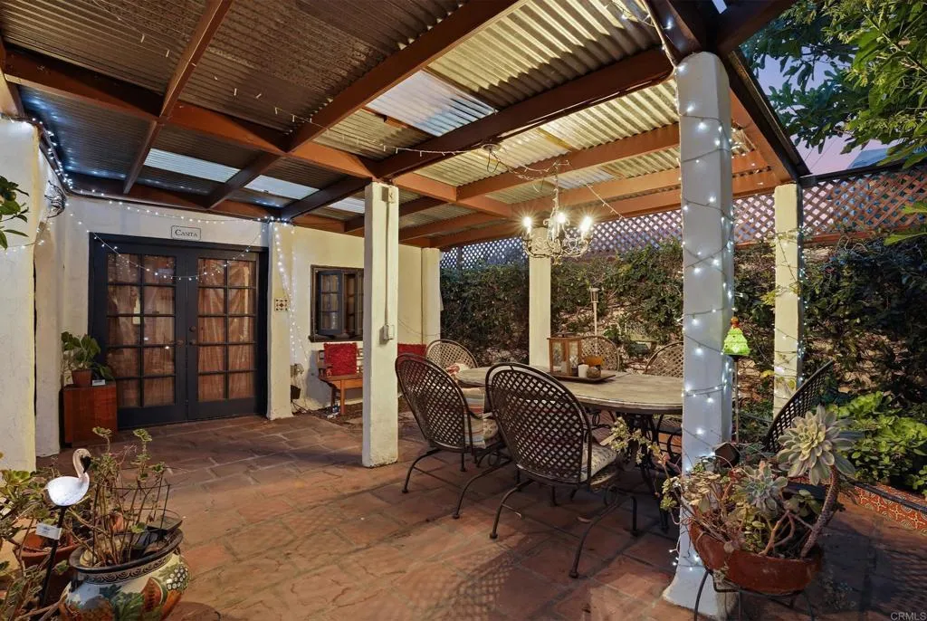 https://cdn.realtyfeed.com/cdn/127/306712642/5521bd6a31b1f96c5905d2a80b6f3dd5.webp