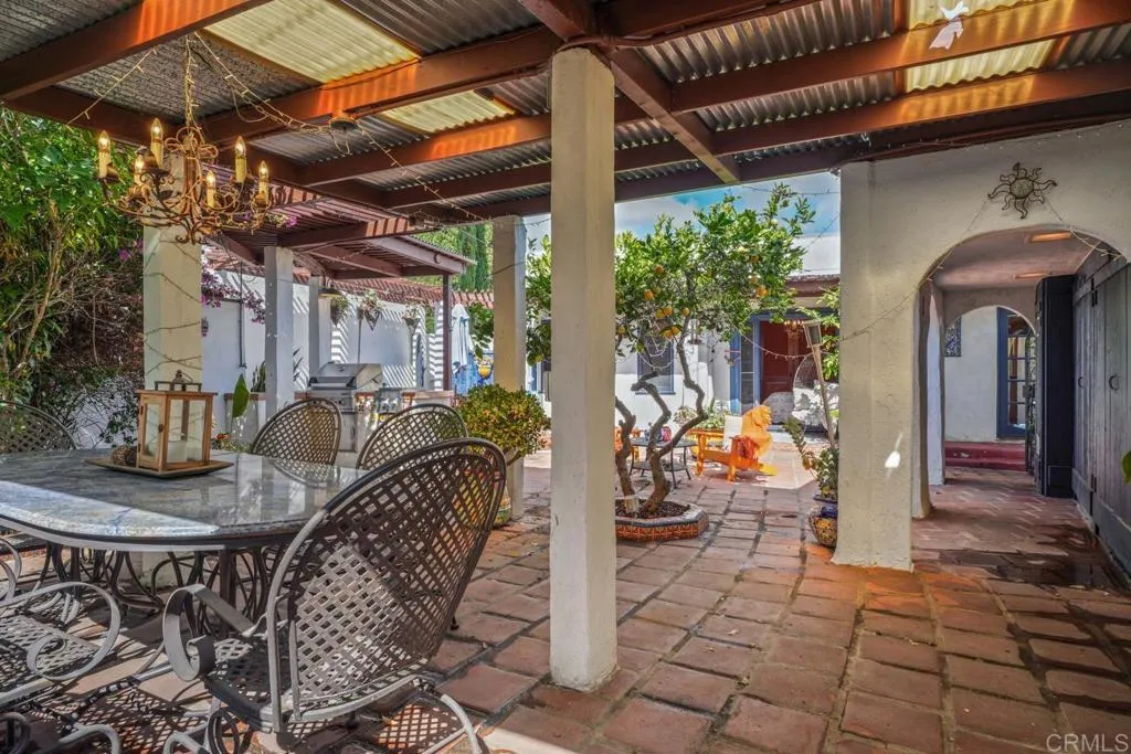 https://cdn.realtyfeed.com/cdn/127/306712642/a14fd522a56bf1c00482b34c49a6433a.webp