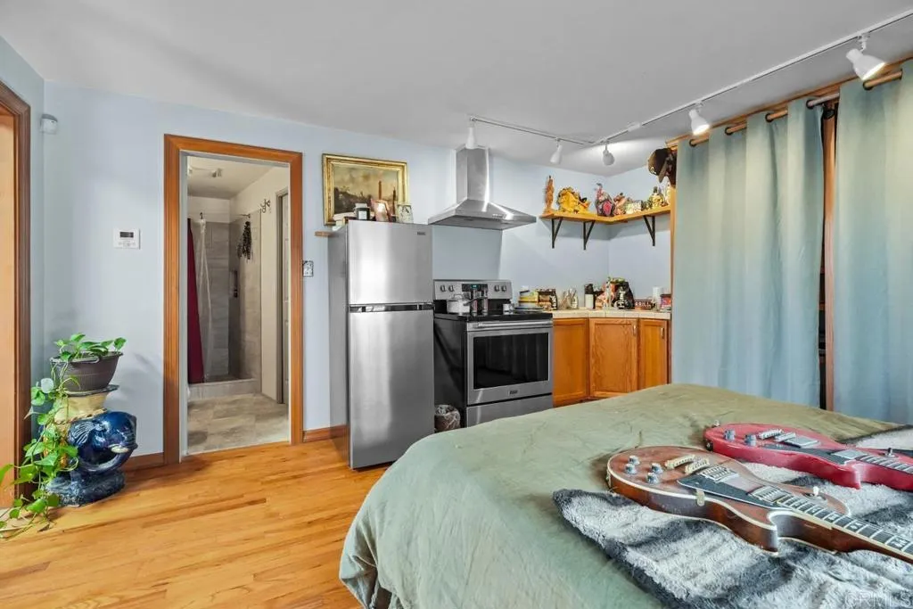 https://cdn.realtyfeed.com/cdn/127/306712642/db876c76db41654fc995fd9c436b268a.webp