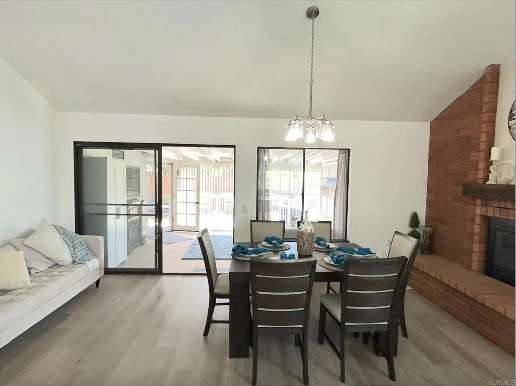 https://cdn.realtyfeed.com/cdn/127/306712657/657c272828afb4e99c52bdb260c83e82.webp