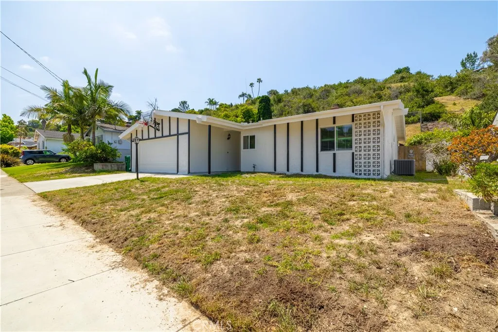 https://cdn.realtyfeed.com/cdn/127/306712668/41e7b56beb1ef3701898b99c66bbb0c5.webp