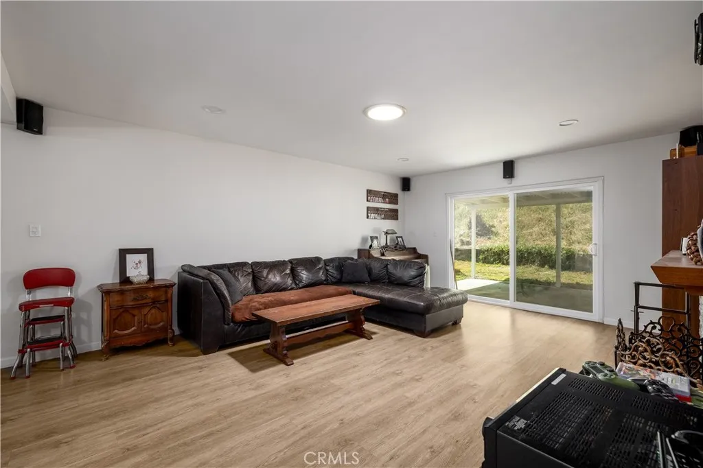 https://cdn.realtyfeed.com/cdn/127/306712668/55f69e122755a7c9a6710e347aad9a7c.webp