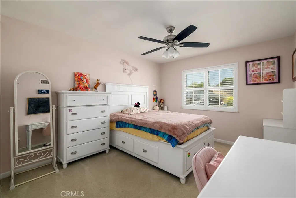 https://cdn.realtyfeed.com/cdn/127/306712668/88f50e49a4fea049ddcf8a1192639554.webp