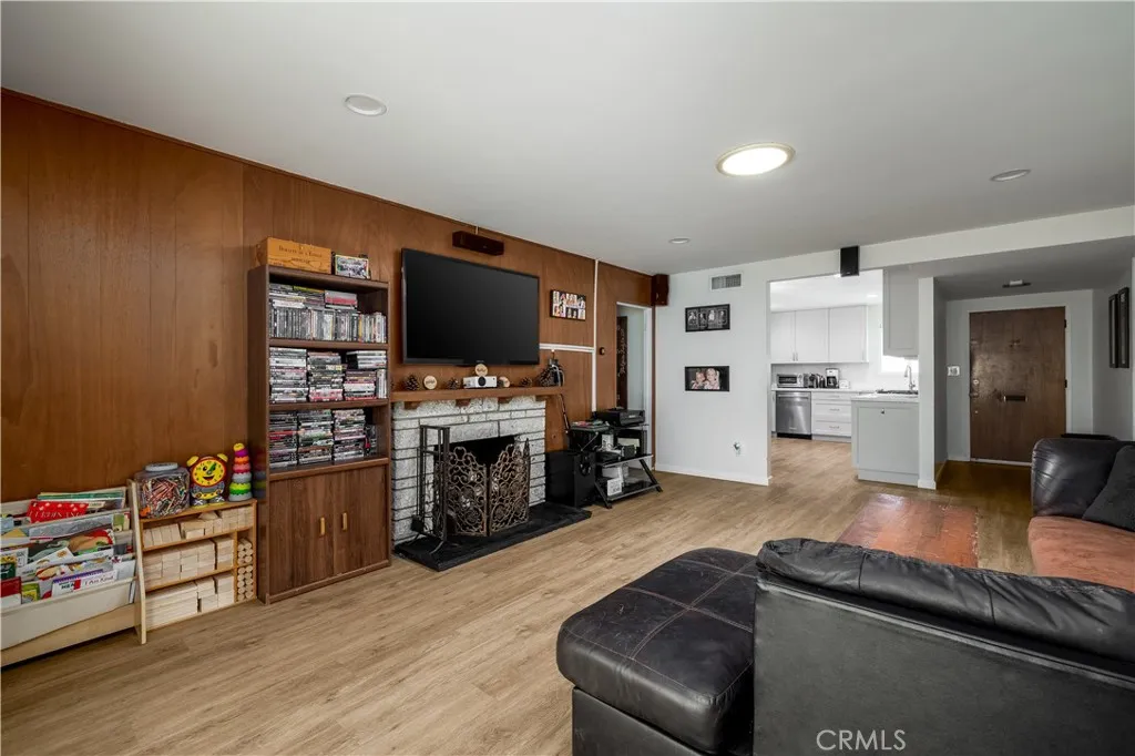 https://cdn.realtyfeed.com/cdn/127/306712668/afa23ecb4706ba5a453b7c55f7e61300.webp