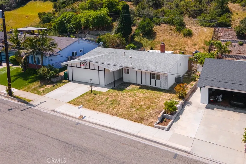 https://cdn.realtyfeed.com/cdn/127/306712668/c36ff032e016b135494b5cd99e1e259d.webp