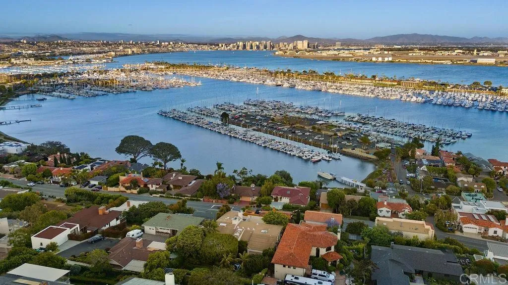 https://cdn.realtyfeed.com/cdn/127/306712698/28b1d5e5a30e940326cea7e1eddc5bea.webp