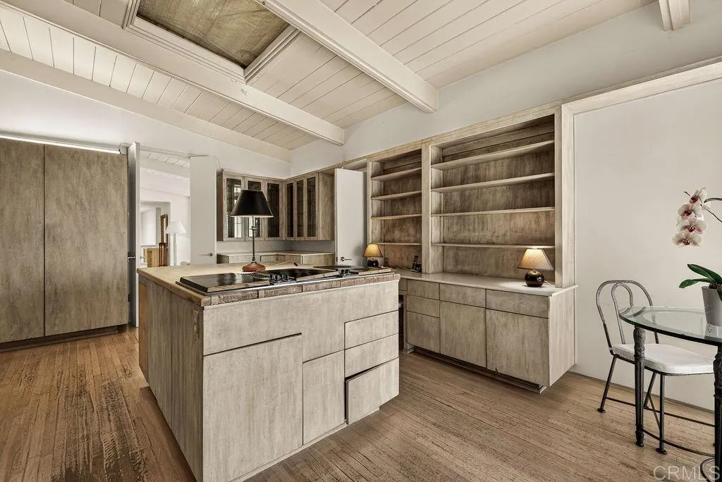 https://cdn.realtyfeed.com/cdn/127/306712698/32843fd0583eb1290a8b26abc0dd6c01.webp