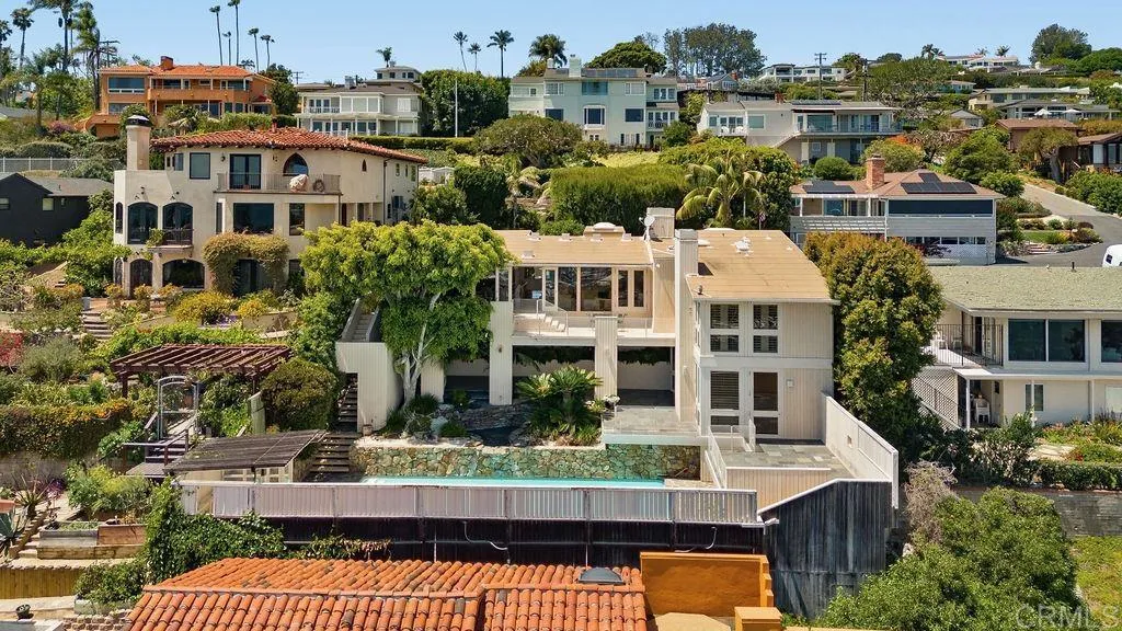 https://cdn.realtyfeed.com/cdn/127/306712698/3cd82be87f73ac96fc68ce21f2fb1e29.webp