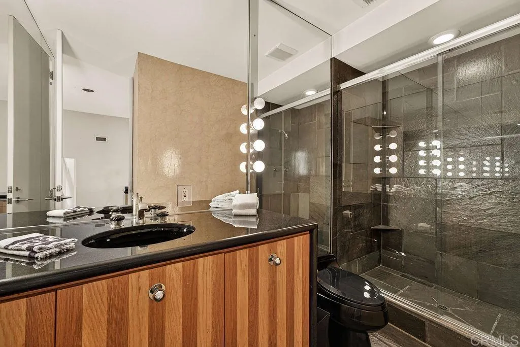 https://cdn.realtyfeed.com/cdn/127/306712698/67c94bbe0393f549dcd052308664cabf.webp