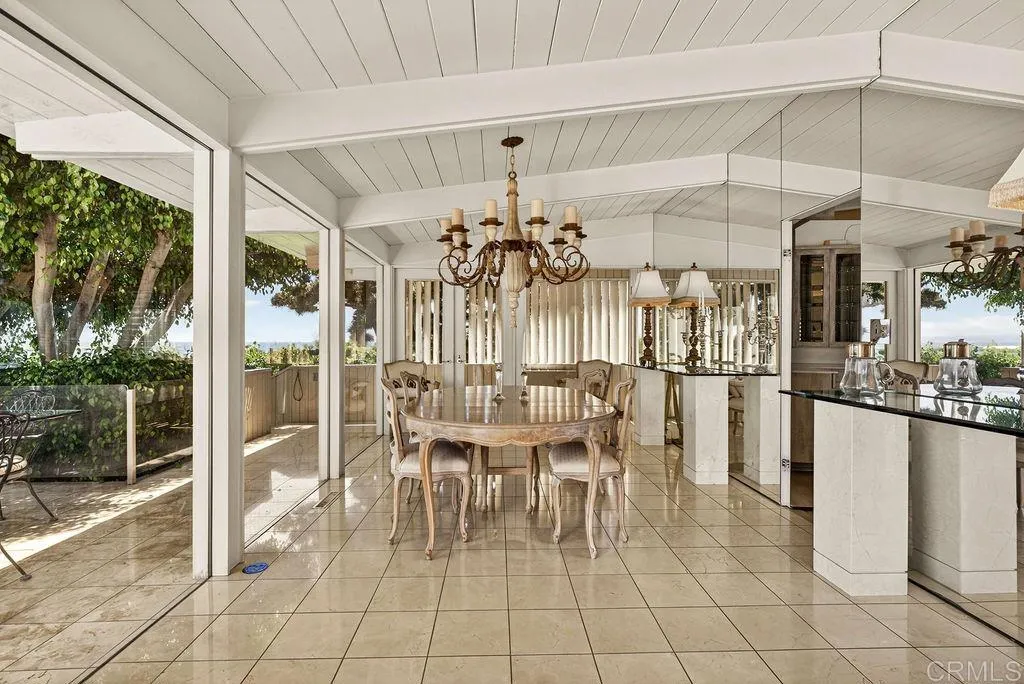 https://cdn.realtyfeed.com/cdn/127/306712698/8077296925867e4d31b6073c2a15a2e4.webp