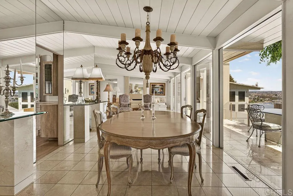 https://cdn.realtyfeed.com/cdn/127/306712698/88aa7174662ab1e9d2e0ad4bad65f70d.webp