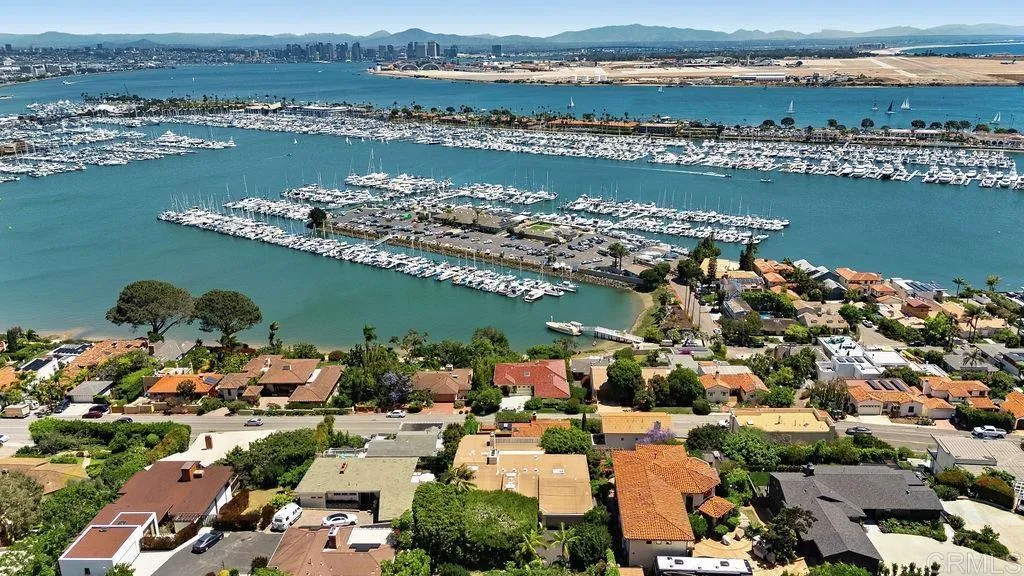 https://cdn.realtyfeed.com/cdn/127/306712698/af7f8e1e268af390742bfa309f312fc5.webp