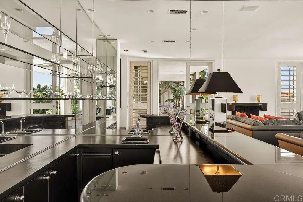 https://cdn.realtyfeed.com/cdn/127/306712698/db68e73f138a561053e2f57dd7148d0b.webp
