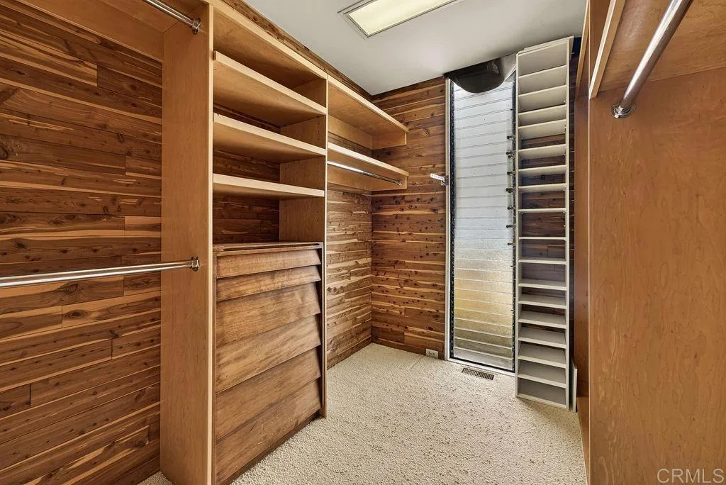 https://cdn.realtyfeed.com/cdn/127/306712698/ea840fe739569e25d0d145b30e646e84.webp