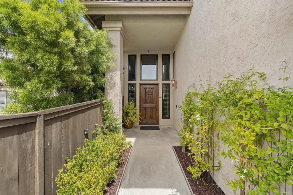 https://cdn.realtyfeed.com/cdn/127/306712721/249b16544f69176b77360c4748fd68c8.webp