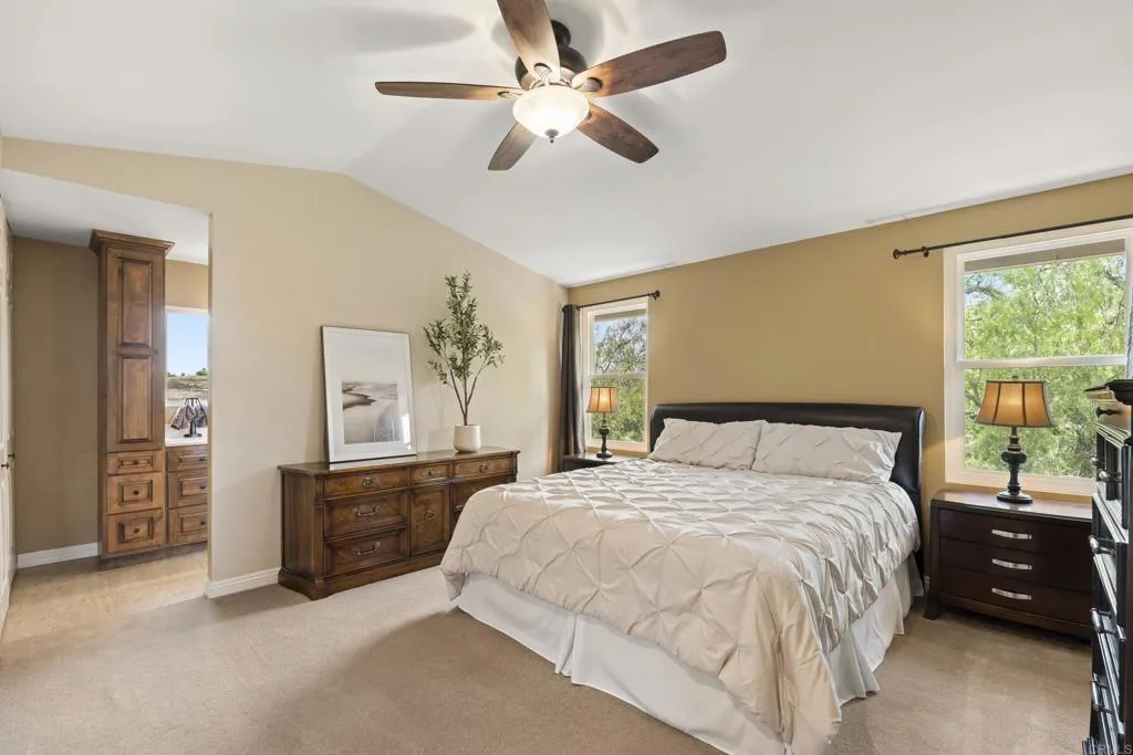 https://cdn.realtyfeed.com/cdn/127/306712721/69283ac4cd0f9e258b393ebde4dc3b9f.webp