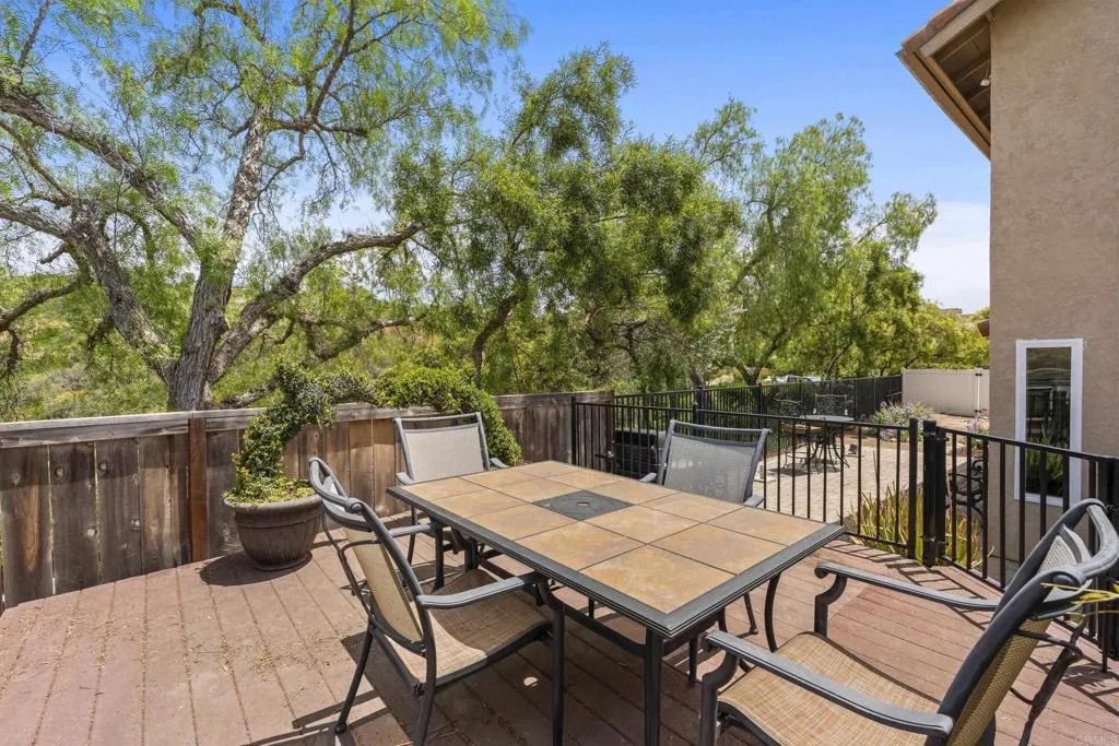 https://cdn.realtyfeed.com/cdn/127/306712721/91db04bcae306cb927469ce9f6dd27b4.webp