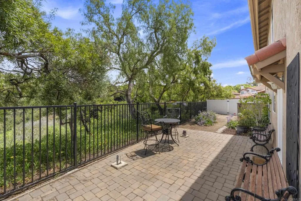 https://cdn.realtyfeed.com/cdn/127/306712721/a7b82731eaf466b31969e348da17e8a2.webp