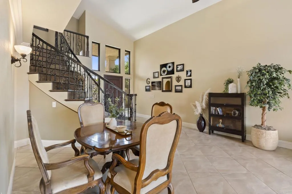 https://cdn.realtyfeed.com/cdn/127/306712721/ae5bbc1562b970cea65137229ee832da.webp