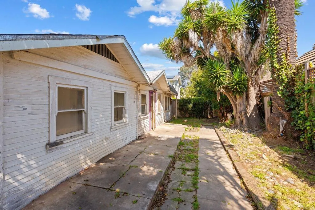 https://cdn.realtyfeed.com/cdn/127/306712735/24bf5d47a9d0c653ff80d2ff25ae692f.webp