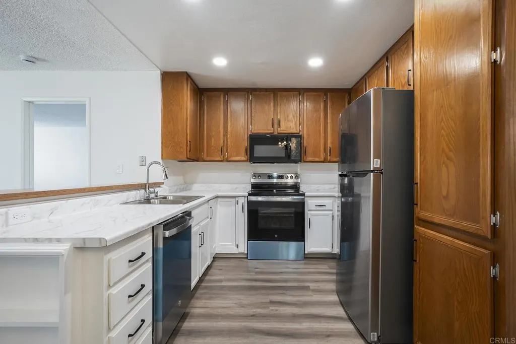 https://cdn.realtyfeed.com/cdn/127/306712771/f7129861b10e5633cf197363cff4ff71.webp