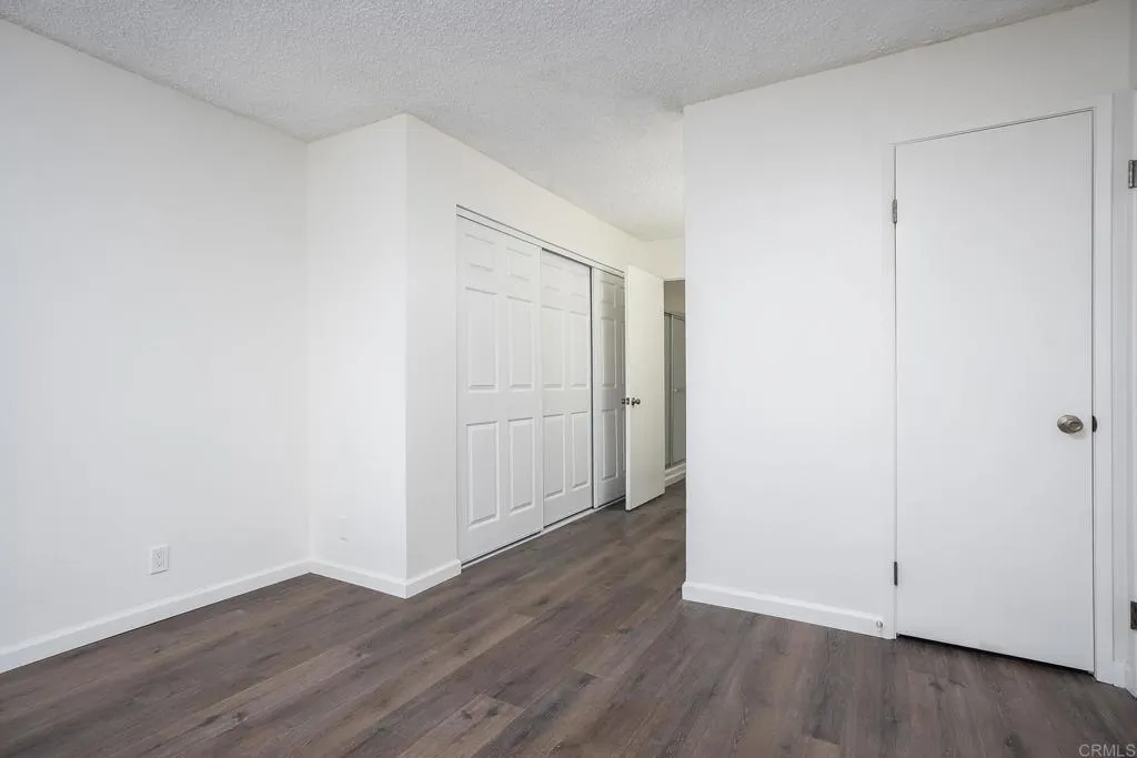 https://cdn.realtyfeed.com/cdn/127/306712771/fe64a0b3f38023e2a2e9f8525c9026dc.webp
