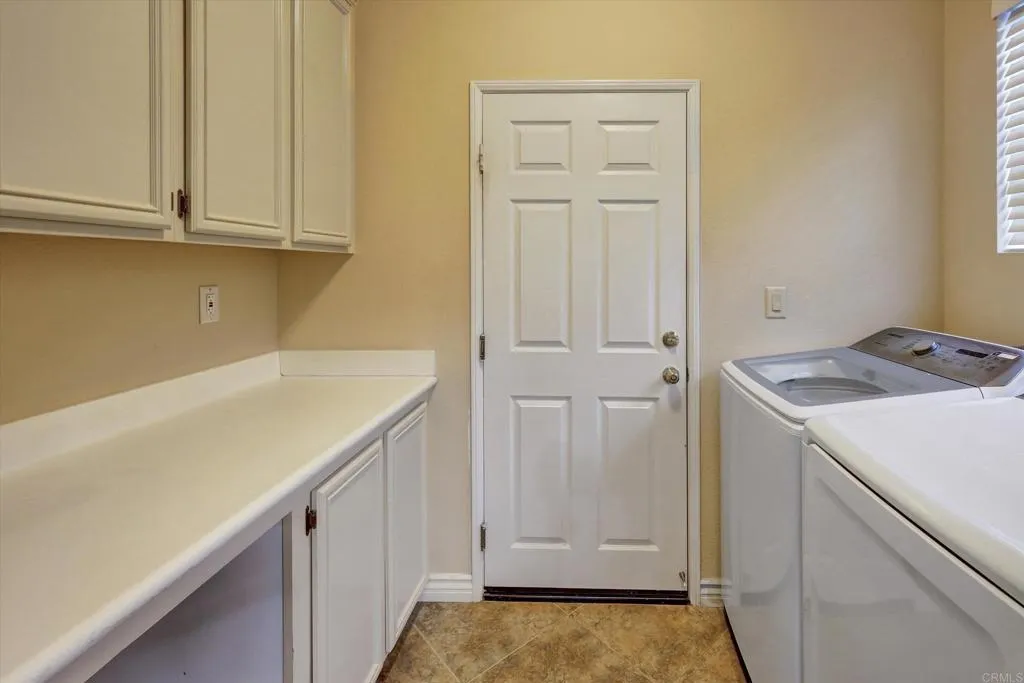 https://cdn.realtyfeed.com/cdn/127/306712810/b0c500fe8a50999d428861aa0d940eb6.webp